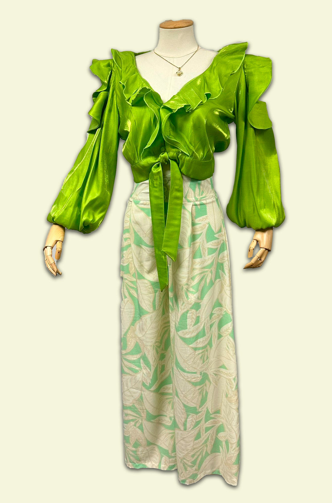 CONJUNTO066A.jpg